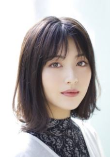 浜辺美波 女優 はサイコパス好きの本棚独特 モテない女子 今夜くらべてみました